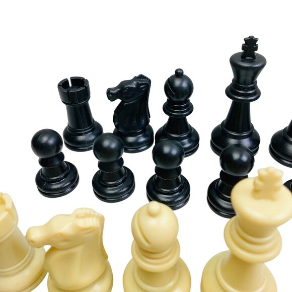 Vintage Staunton Style Chess Set Pieces 30 Piece Weighted Durable Replacement - Picture 5 of 7